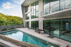 Huge Villa Cedrix Immersed in Greenery, Kamala Beach